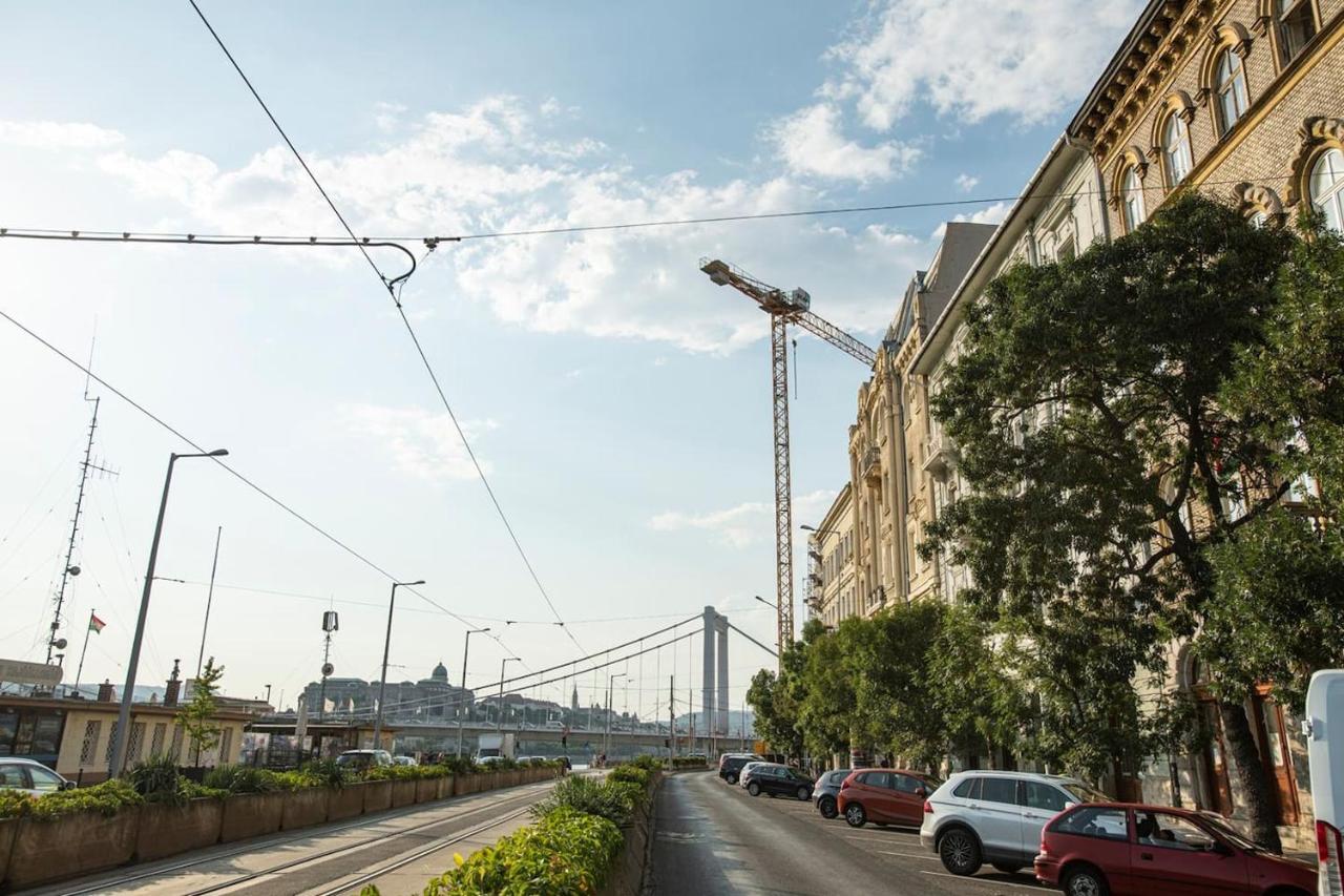 Danube Riverside Designer Apartment In City Center Budapest Kültér fotó